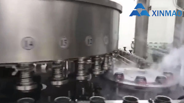 易拉罐果汁生產線視頻